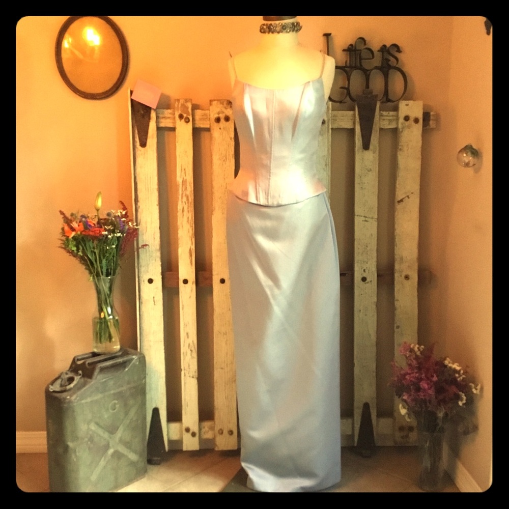 Platinum Prom/Evening/Bridesmaids/Mother of Bride